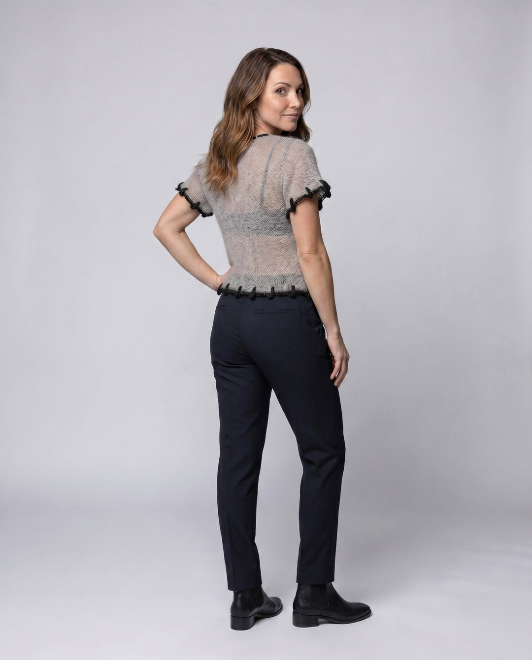 Product 15606945808714 - back_view