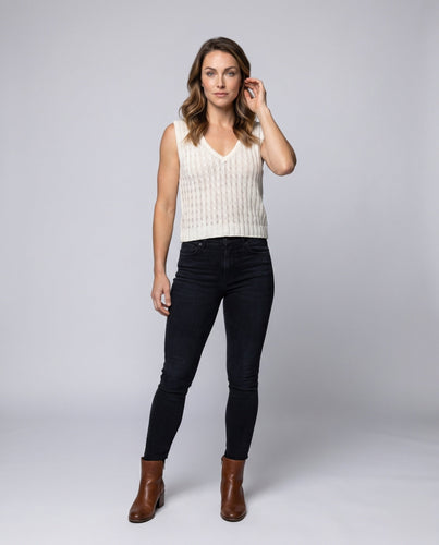 Damen luftiger Strickoberteil mit V-Ausschnitt und feinen Lochdetails