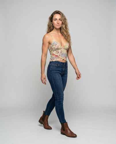 Damen Spaghettiträger Bluse mit romantischem Blumenmuster und gewelltem Saum