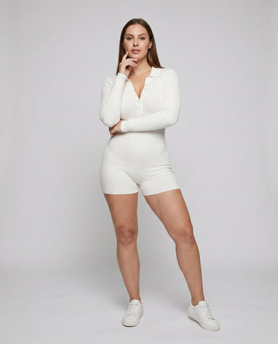 Damen Strick-Overall mit elegantem V-Ausschnitt und Knopfdetails