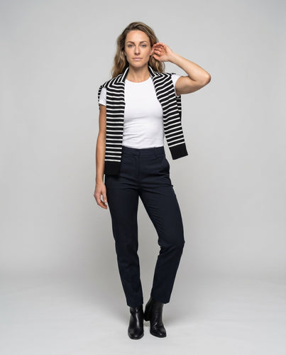 Damen Strickoberteile mit breiten Streifen und Krawattendetail