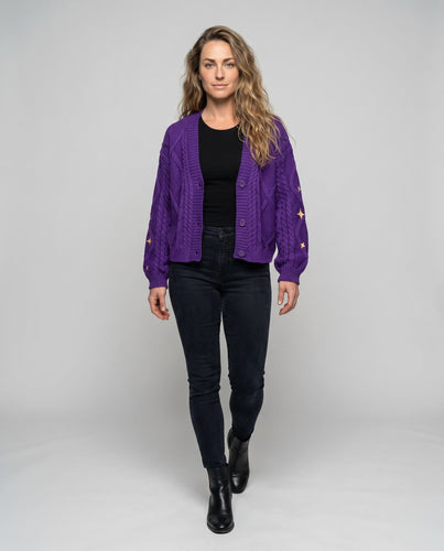 Damen Strickjacke mit dekorativem Zopfmuster und trendigen Knopfdetails