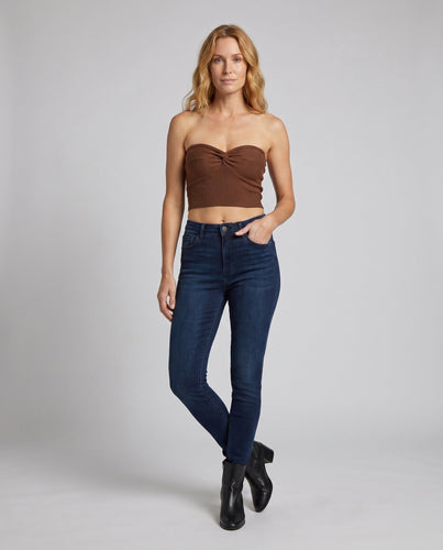 Damen eng anliegendes Crop-Top mit Knopfdetails