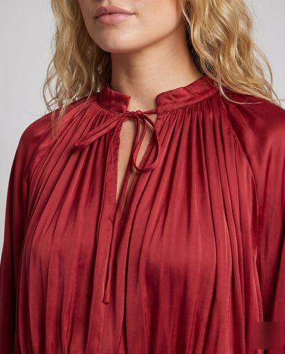 Damen Chiffon Mini Kleid mit eleganten Rüschendetails und verführerischem Wickeldesign Echo Archiv