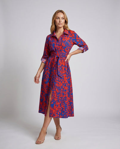 Damen Hemdblusenkleid mit raffinierter Taillierung und Schlitz Echoarchiv