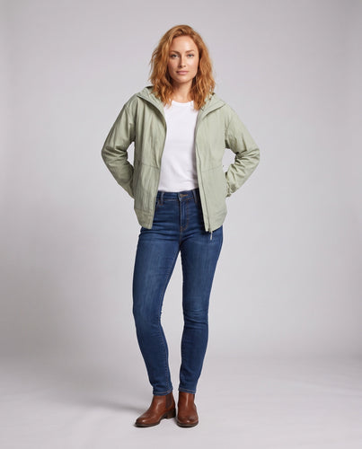 Damen leichte Windjacke mit innovativem Kapuzendesign Echo Archiv
