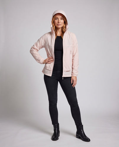Damen nan Sonnenprotektionjacke mit Visierkapuze, perforiertem Innenfutter und praktischen Reißverschlusstaschen Echo Archiv