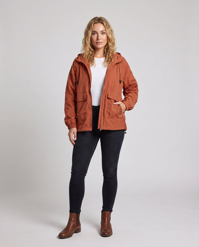 Unisex nan ultraleichte Windjacke mit verstellbarer Kapuze, großen Cargotaschen und atmungsaktiven Mesh-Einsätzen Echo Archiv