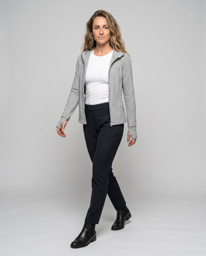 Damen nan taillierte Funktions-Kapuzenjacke mit schnelltrocknendem StretchgewEcho Archive und verlängerten Ärmelabschlüssen Echo Archiv