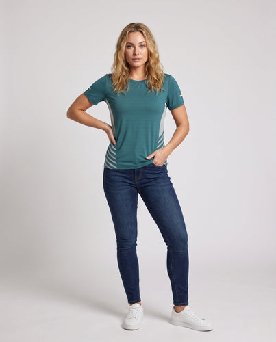 Damen sportives Funktions-T-Shirt mit atmungsaktivem Design Echo Archiv