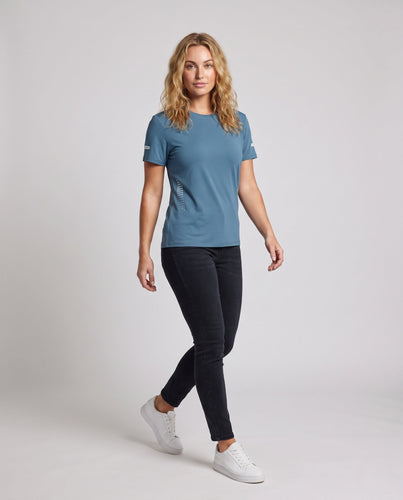 Damen Funktionales Sport-T-Shirt mit innovativer Belüftung Echo Archiv