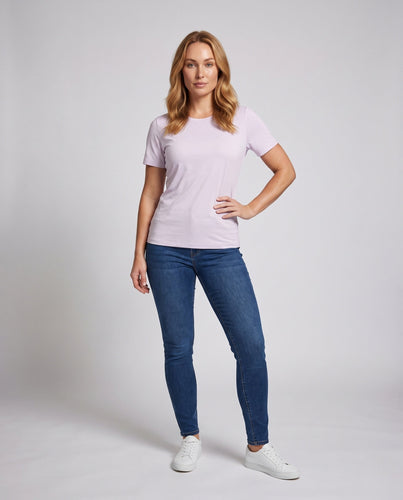 Damen sportliches Rundhals-T-Shirt mit feuchtigkeitsregulierenden Eigenschaften Echo Archiv