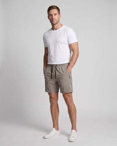Herren sportliche Laufshorts mit atmungsaktivem Material und elastischem Bund Echo Archiv