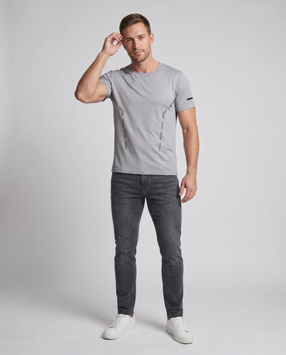 Herren sportliches Funktions-T-Shirt mit atmungsaktiven Einsätzen Echo Archiv
