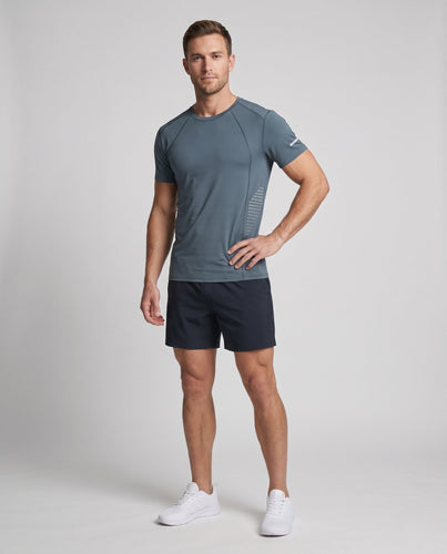 Herren Sportliches Kurzarm-T-Shirt mit atmungsaktiven Einsätzen Echo Archiv