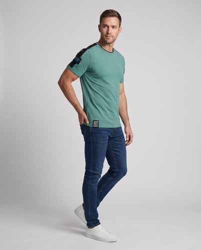 Herren Sportliches T-Shirt mit atmungsaktiven Einsätzen Echo Archiv