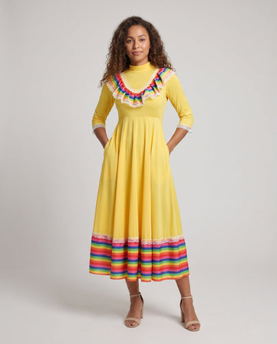 Frauen Elegantes Maxi Kleid mit Rüschen Echo Archiv