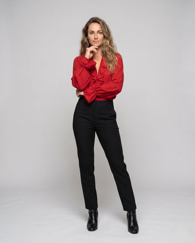 Damen elegante Bluse mit Rüschen und hochtaillierten Hosen Echo Archiv