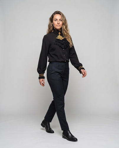 Damen elegante Rüschbluse mit Stehkragen und Knopfleiste Echo Archiv