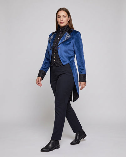 Damen eleganter Frackmantel mit kunstvollen Verzierungen und edlen Knöpfen – Montévia