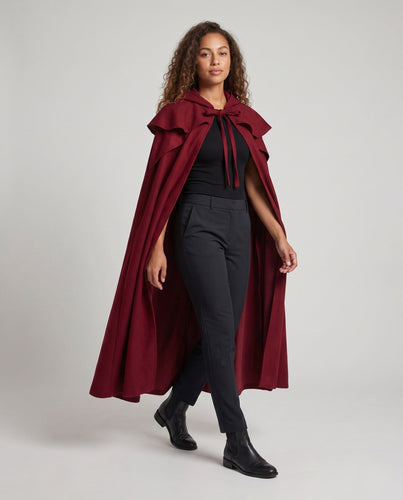Damen eleganter Kapuzenumhang mit schwingendem Schnitt und Rüschenakzenten Echo Archiv
