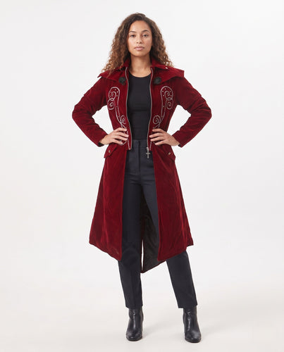 Damen Eleganter Velours-Mantel mit kunstvollen Verzierungen Echo Archiv