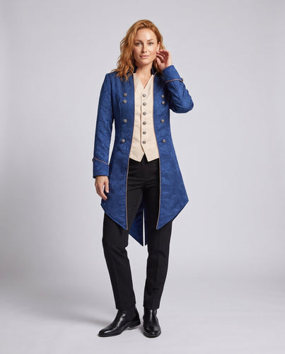 Damen historisches Frackkleid mit eleganten Verzierungen und passendem Fliegenband – Élara