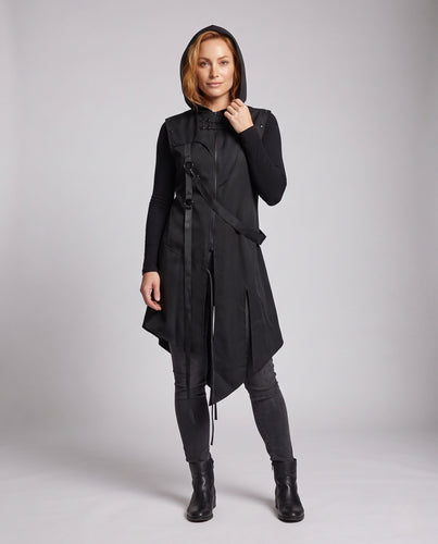 Damen stilvolle Kapuze Umhang mit asymmetrischem Saum und dekorativen Details Echo Archiv