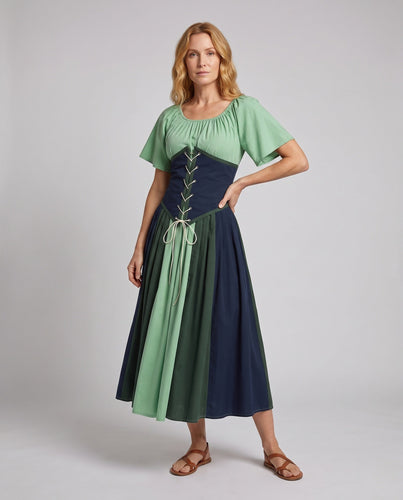 Damen Wickelkleid mit raffiniertem Schnürdesign und fließendem Rock – Lunéa
