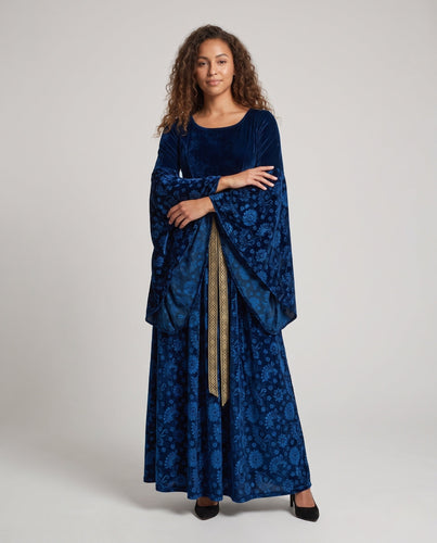Damen mystisches Kapuzenkleid mit floralen Verzierungen Echo Archiv