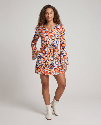Damen Retro-Kleid mit Schlagärmeln und buntem Muster Echo Archiv