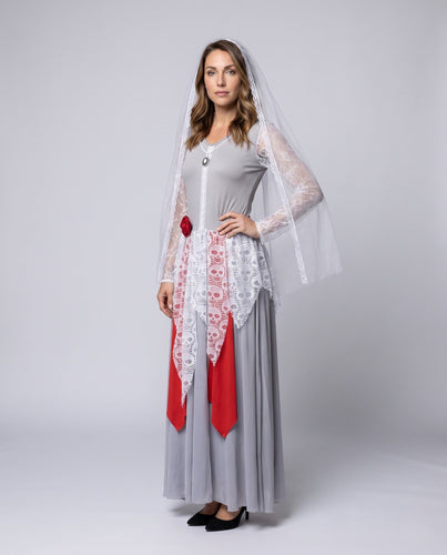 Damen Elegantes Hochzeitskleid mit transparentem Schleier und romantischen Akzenten Echo Archiv