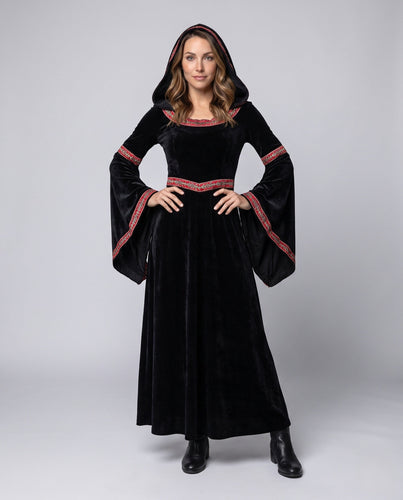 Damen Elegantes Kapuzenkleid mit weiten Ärmeln und aufwendigen Verzierungen Echo Archiv