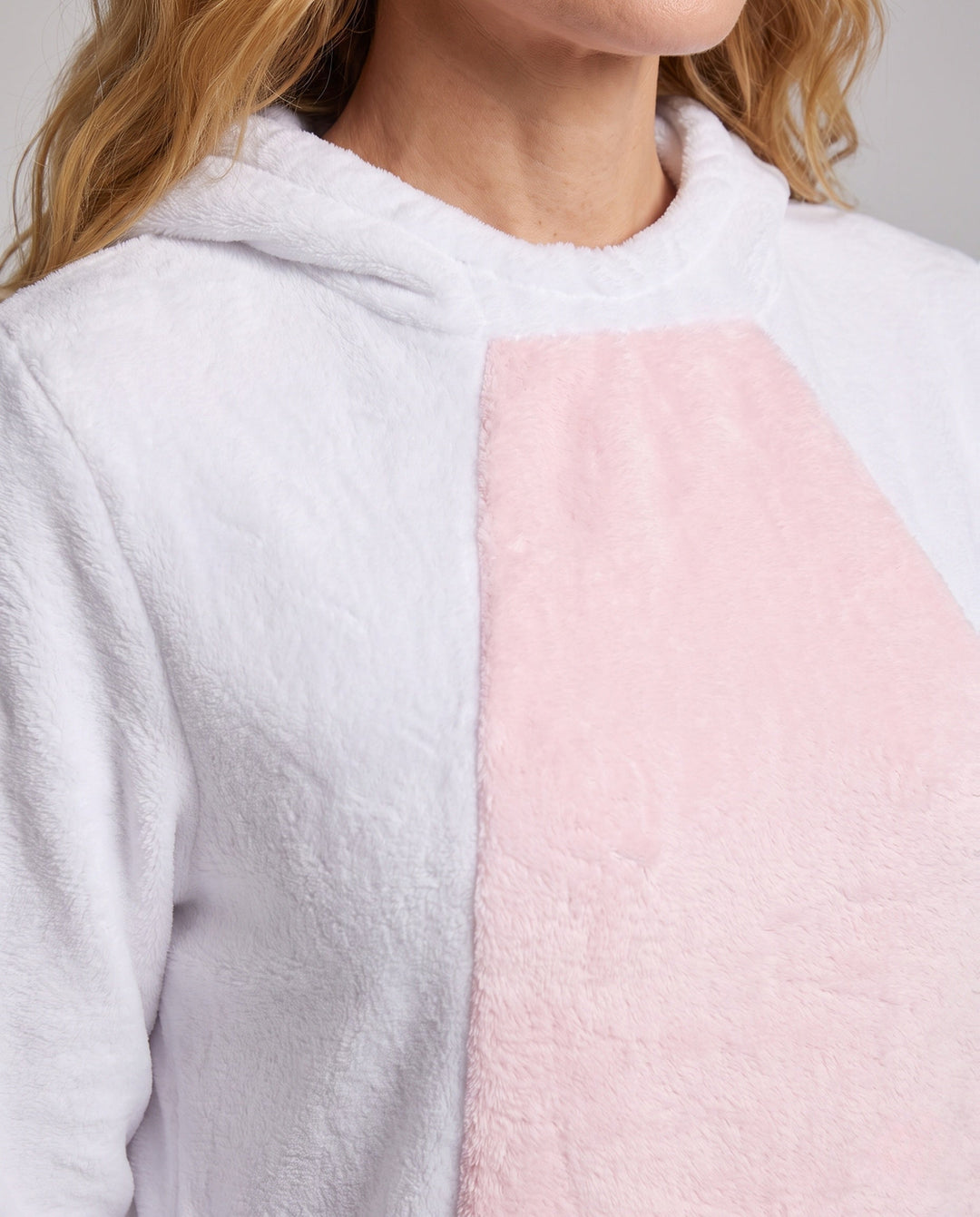 Product 15961637421386 - close_up_detail
