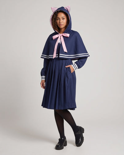 Damen Kapuzenkleid mit Katzenohren und gestreiftem Kragen Echo Archiv