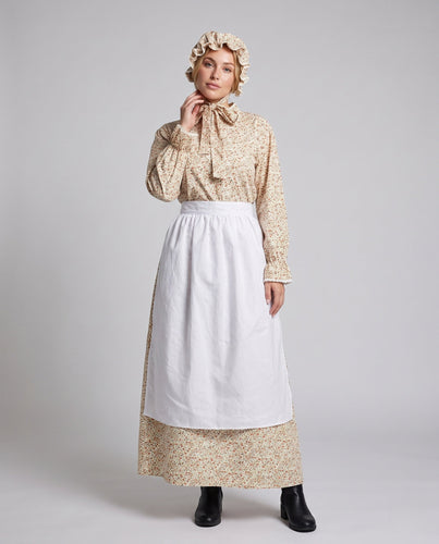 Frauen traditionelle Bauernkleid mit Rüschendetails und Blumenmuster Echo Archiv