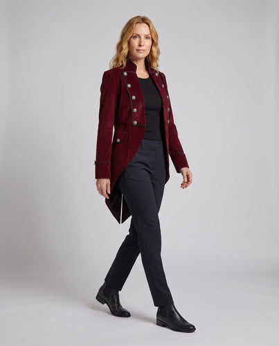 Damen Eleganter Frackmantel mit aufwendigen Knöpfen und asymmetrischem Saum Echo Archiv