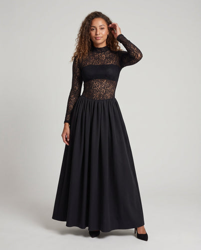 Damen Elegantes Abendkleid mit transparenten Ärmeln und weichem Rock Echo Archiv