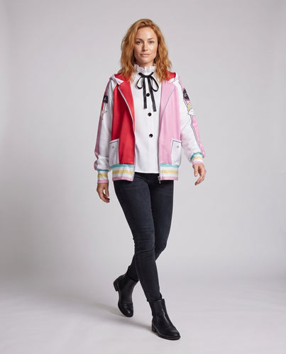 Damen multifunktionale Kapuzenjacke mit bunten Applikationen und Zubehör Echo Archiv
