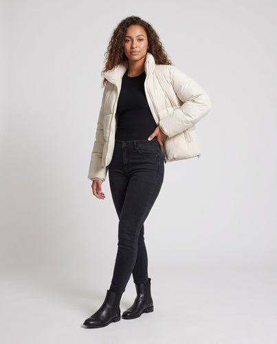 Damen nan kurze thermische Pufferjacke mit hohem Polokragen und internem Kordelzug