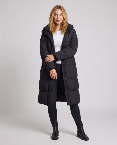 Damen ultraleichter Midi-Steppmantel mit verlängertem Rücken, innovativer Klima-Isolation und winddichtem Außenmaterial
