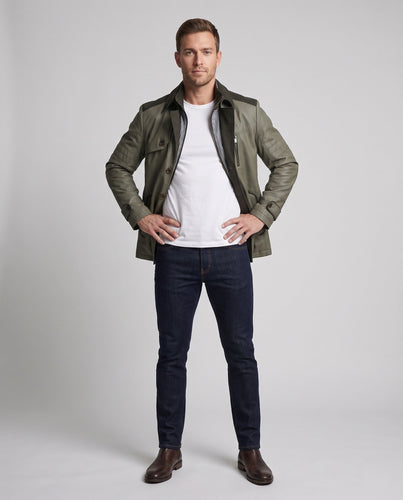 Herren Feldjacke mit Kordelbesatz, Reißverschlussbrusttasche und kariertem Futter – Taviero