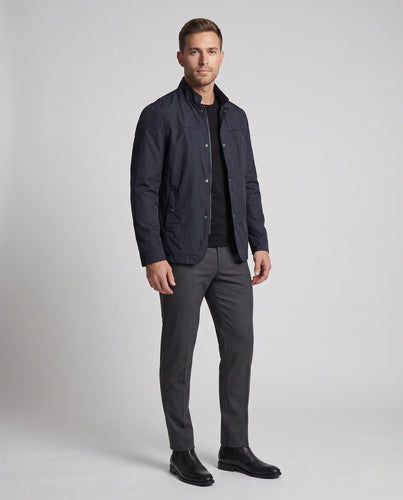 Leichte Feldjacke für Herren mit Stehkragen aus funktionellem, wasserabweisendem Material – Taviero