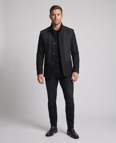 Herren Slim Fit Kurzjacke mit hohem Stehkragen und dekorativer Knopfleiste – Taviero
