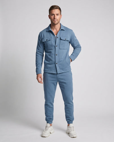 Herren Freizeit-Set Button-Up Overshirt mit Brusttaschen und schmalen Jogginghosen Echoarchiv