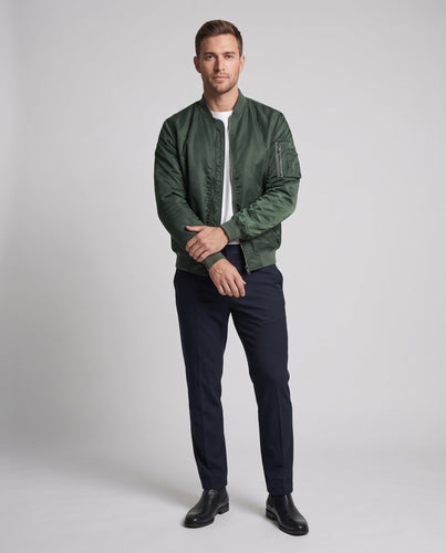 Herren Klassische Nylon Bomberjacke im Pilotenstil mit Sleeve Utility Pocket und geripptem Bund Echoarchiv