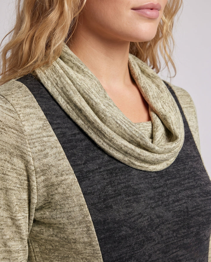 Product 15979761860938 - close_up_detail