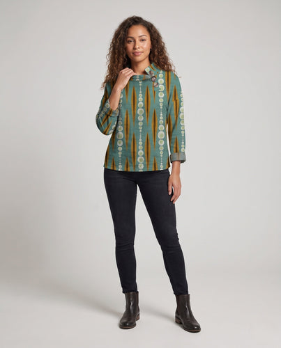 Damen Leichte Oversized Tunika mit Hohem Stehkragen und Asymmetrischem Knopfdetail Echoarchiv