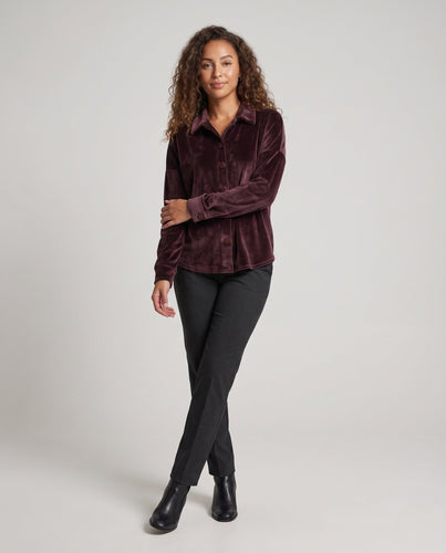 Damen Samtbluse mit oversized Schnitt und durchgehendem Knopfverschluss Echoarchiv