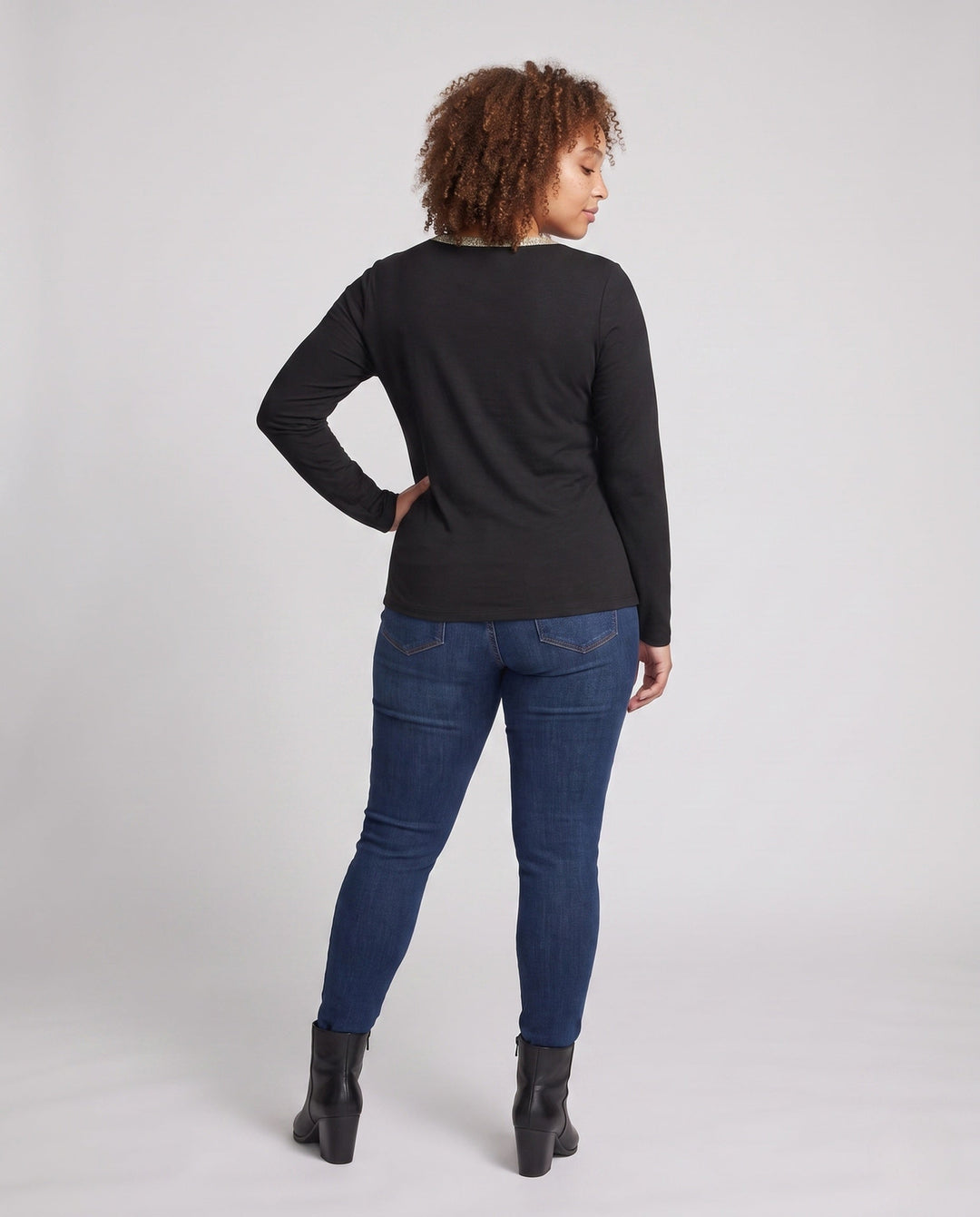 Product 15979768250698 - back_view